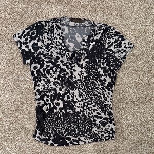 The Limited Black and Gray Patterned Short Sleeve Top